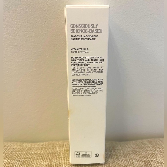 Makeup Set 4 items - Picture 10 of 12